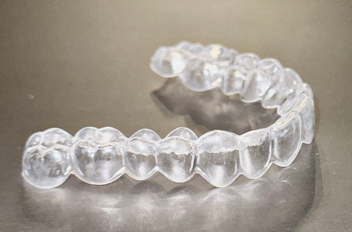 Unlock the Power of Radiant Smiles: Discover The Clear Guard's Premium Sculpted Clear Retainers 😃